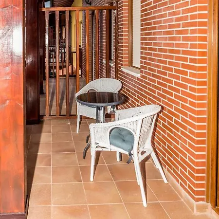 Casa Santa Ana *