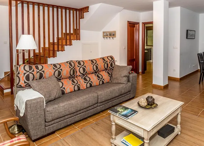 Casa Santa Ana * Ajo